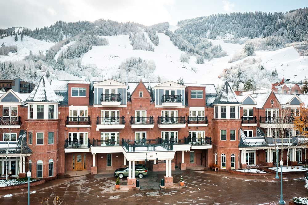 The Aspen Mountain Residences winter