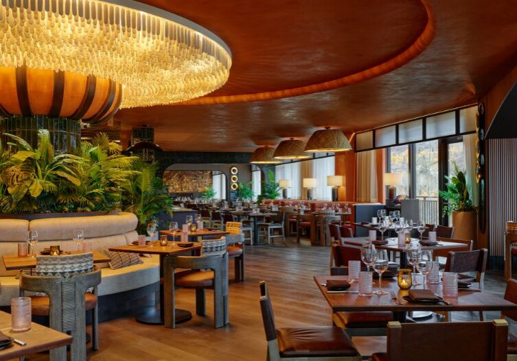 viceroy_smass_toro_dining2_SMALLER